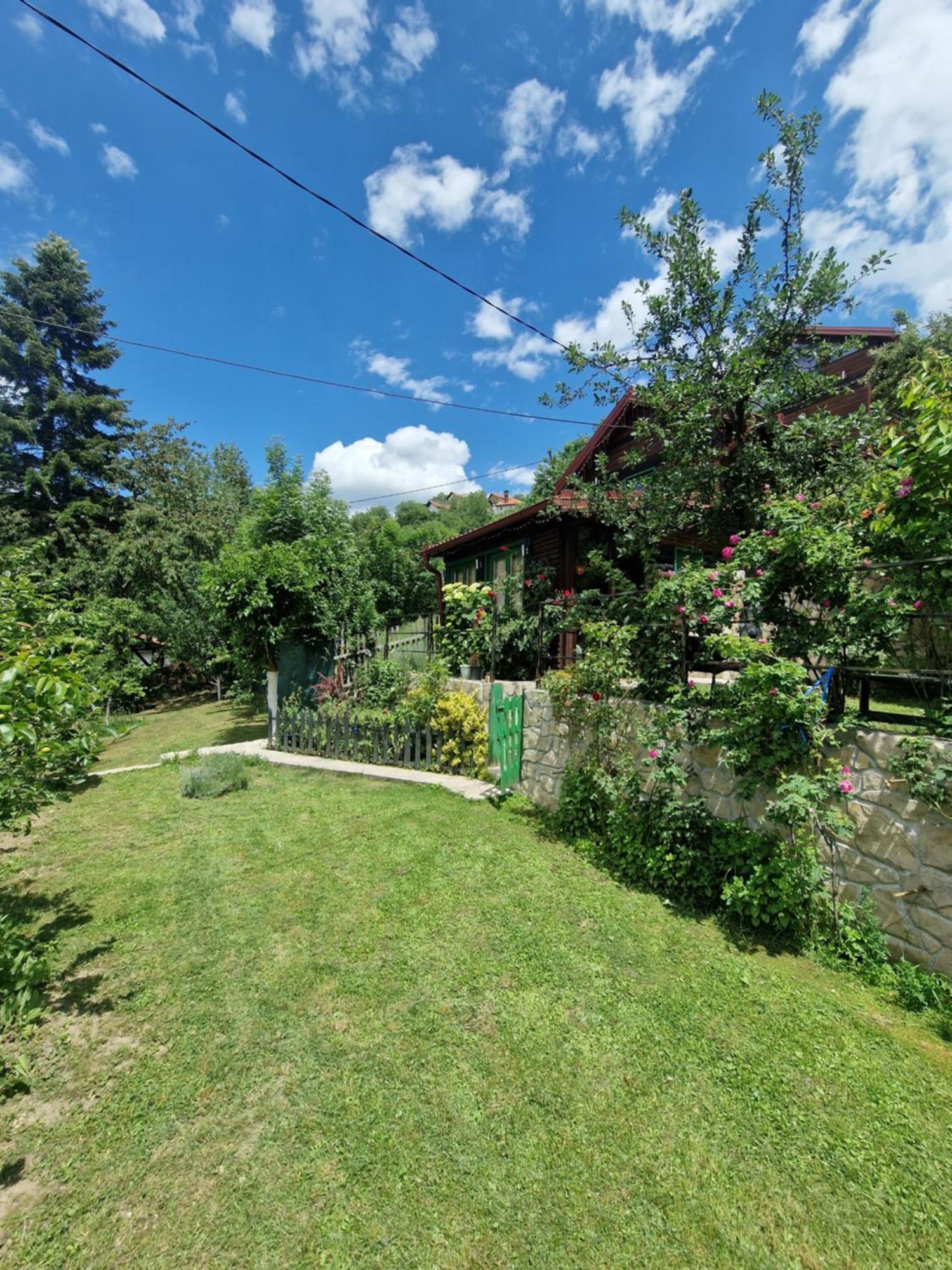The Bungalows Сараево Экстерьер фото